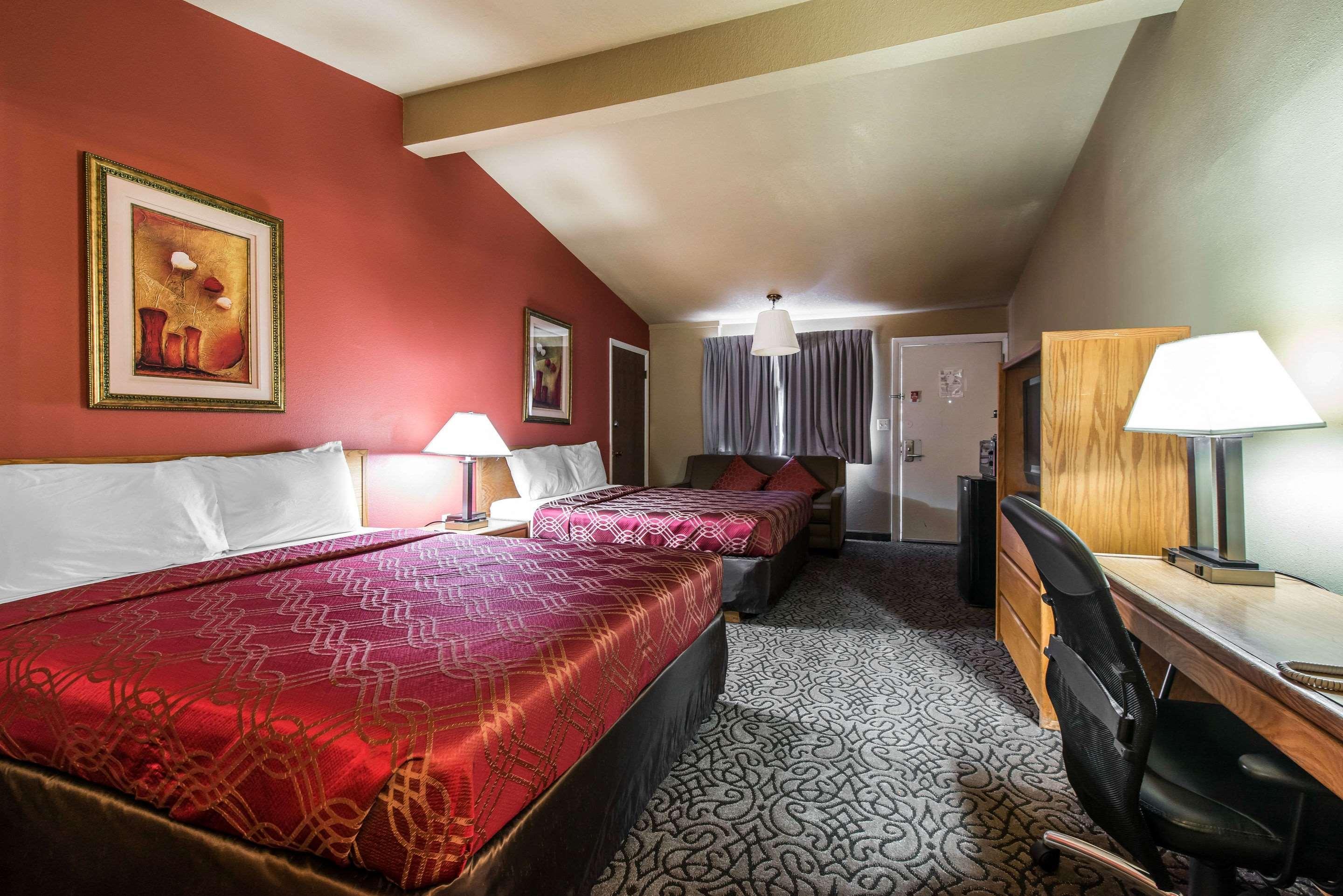 Rodeway Inn Brush Eksteriør billede