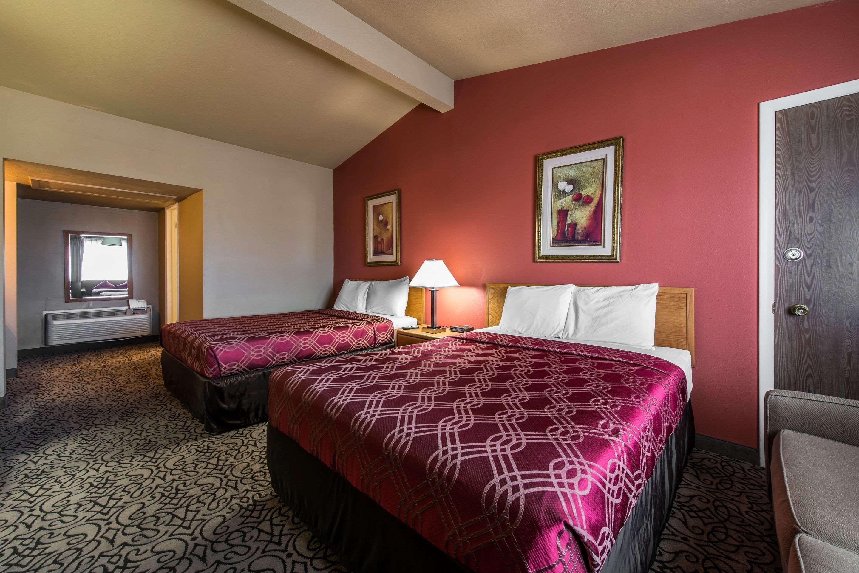 Rodeway Inn Brush Eksteriør billede